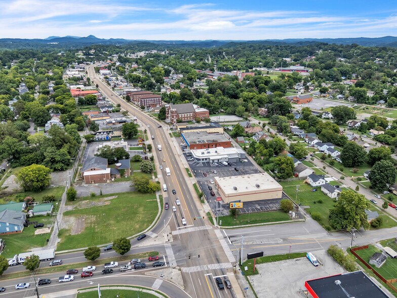 2604 E Magnolia Ave, Knoxville, TN à vendre - Aérien – Image 3 sur 11