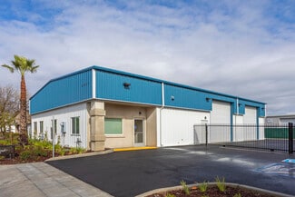 Plus de détails pour 5889 E Clinton Ave, Fresno, CA - Industriel/Logistique à louer
