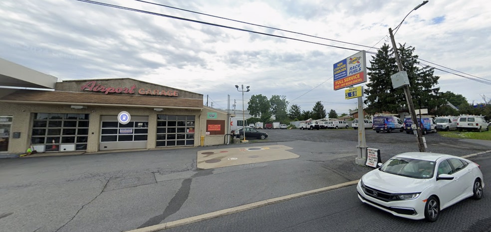 3220 Airport Rd, Allentown, PA à louer - Photo principale – Image 1 sur 1