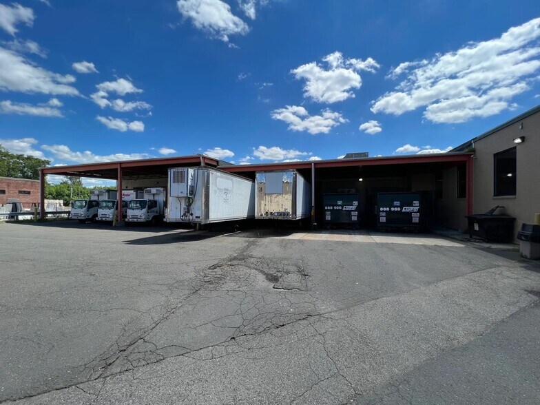 376 Ledyard St, Hartford, CT à louer - Photo de l’immeuble – Image 2 sur 27