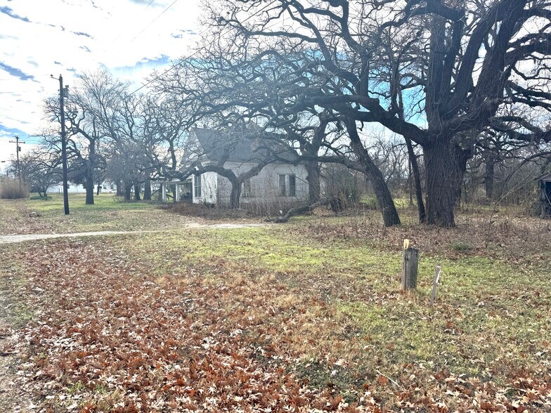 108 N Agnew St, Boyd, TX à vendre - Photo de l’immeuble – Image 2 sur 18