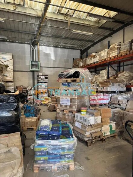 Industriel/Logistique dans Sevran à vendre - Photo intérieure – Image 3 sur 9