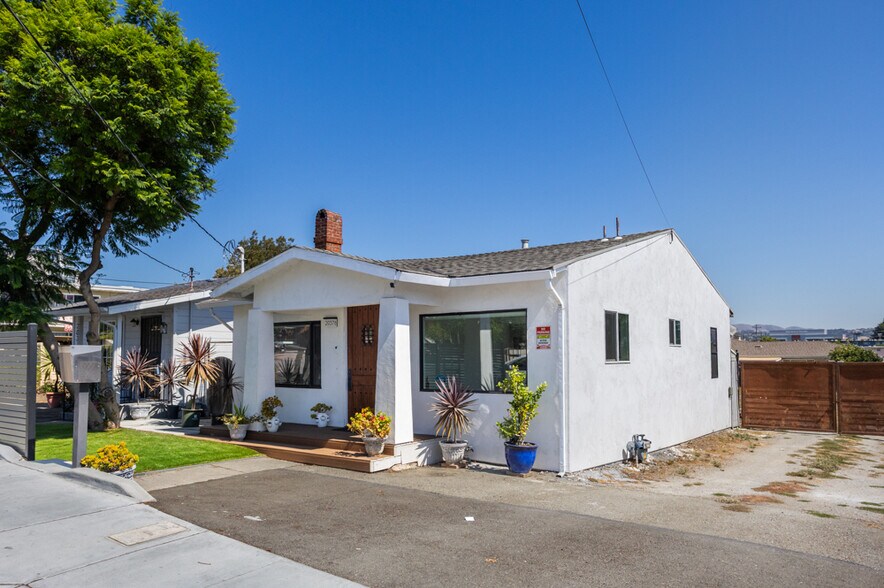 20372 Stanton Ave, Castro Valley, CA à vendre - Photo de l’immeuble – Image 2 sur 8