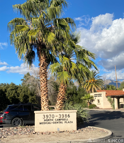 3970-3986 N Campbell Ave, Tucson, AZ à vendre - Photo de l’immeuble – Image 2 sur 8