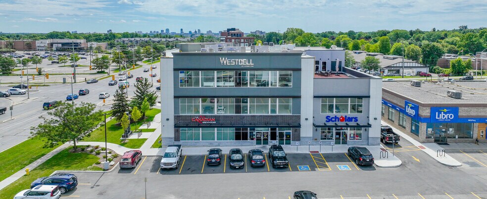 1701 Richmond St, London, ON à louer - Photo de l’immeuble – Image 2 sur 4