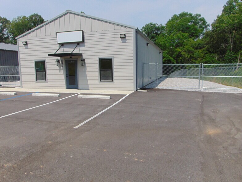 001 Broadway Street, Florence, AL à vendre - Photo de l’immeuble – Image 3 sur 20