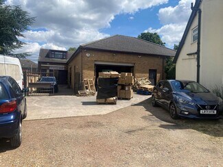 Plus de détails pour Glade Ln, Southall - Industriel/Logistique à vendre