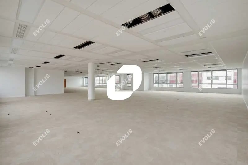 1 Avenue Du Stade De France, Saint-Denis à louer - Photo de l’immeuble – Image 3 sur 16