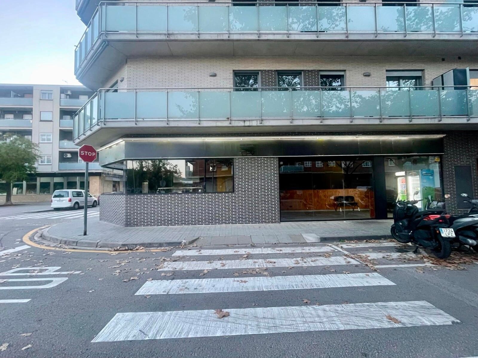 Local commercial dans Pallejà, Barcelona à louer Photo intérieure– Image 1 sur 15