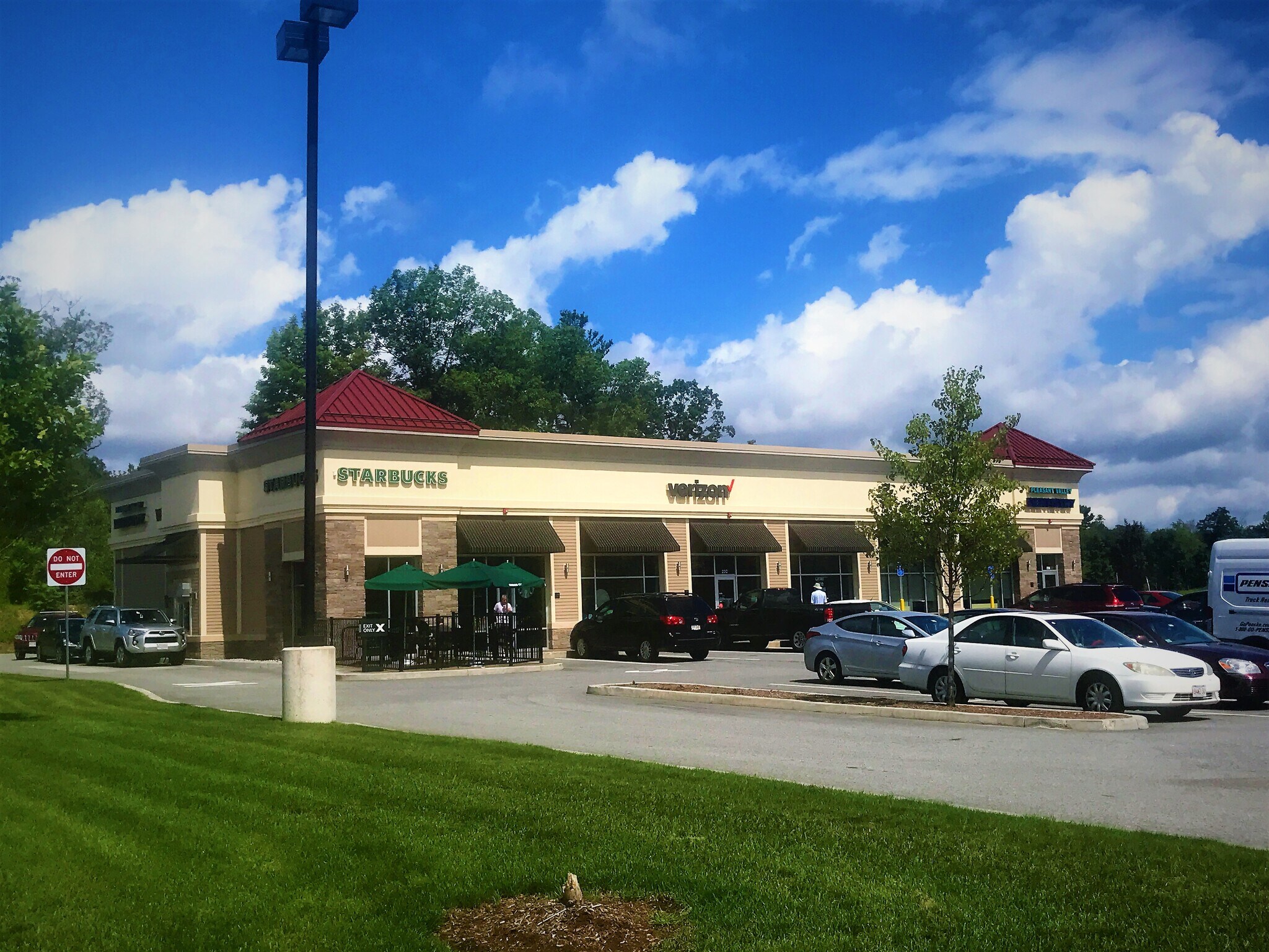 171 Worcester Providence Tpke, Sutton, MA à vendre Photo de l’immeuble– Image 1 sur 1