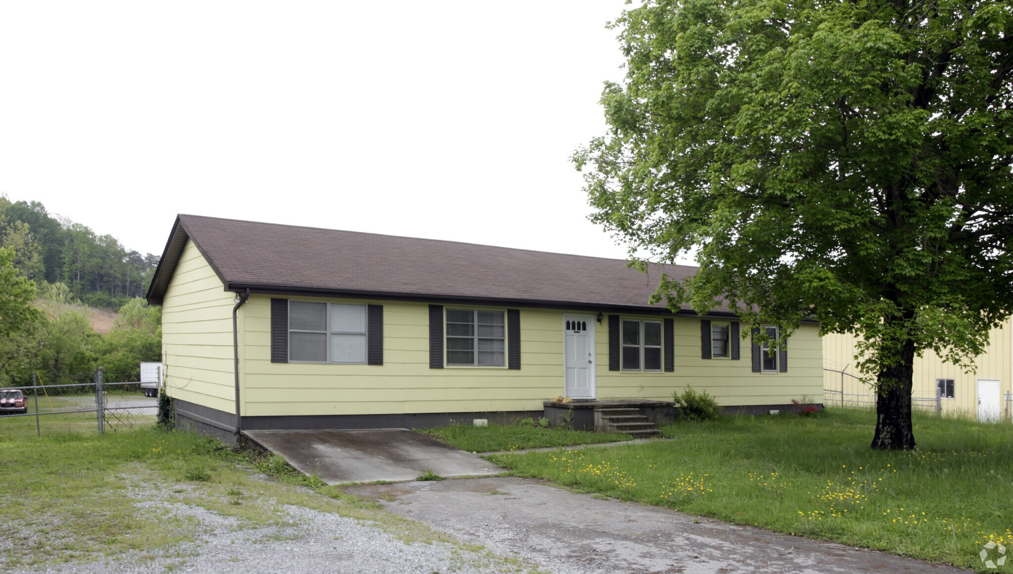 6230 Rutledge Pike, Knoxville, TN à louer Photo principale– Image 1 sur 5