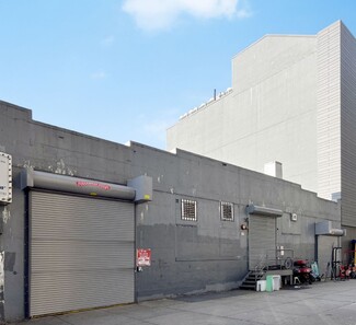 Plus de détails pour 302 W 155th St, New York, NY - Spécialisé à vendre