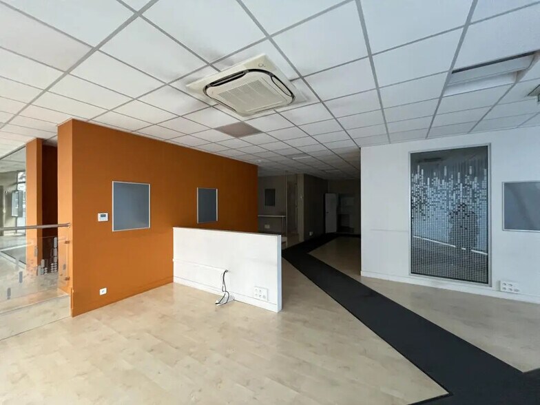 Bureau dans Toulon à louer - Photo intérieure – Image 3 sur 7