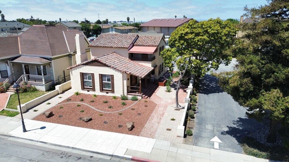 140 Central Ave, Salinas, CA à vendre - Photo de l’immeuble – Image 1 sur 19