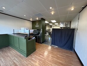 880-888 Forest Hill Ave SE, Grand Rapids, MI à louer Photo de l’immeuble– Image 1 sur 7