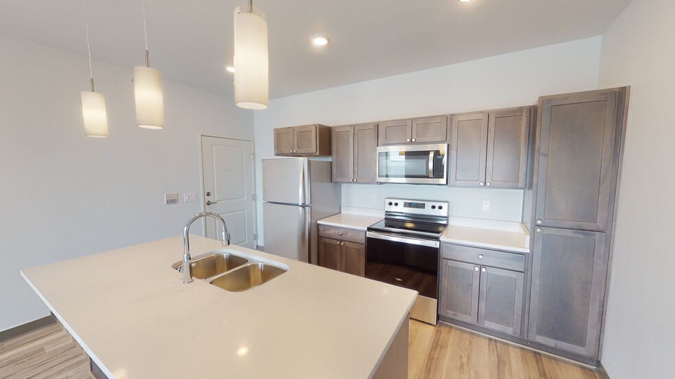 138 Cedar Dr, Gilbert, IA à vendre - Photo intérieure – Image 3 sur 6