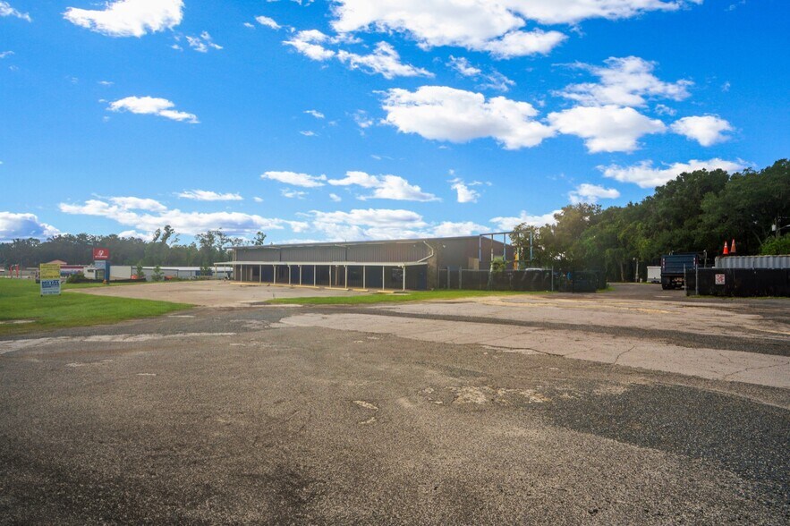 9732 N 441, Ocala, FL à louer - Photo de l’immeuble – Image 2 sur 16