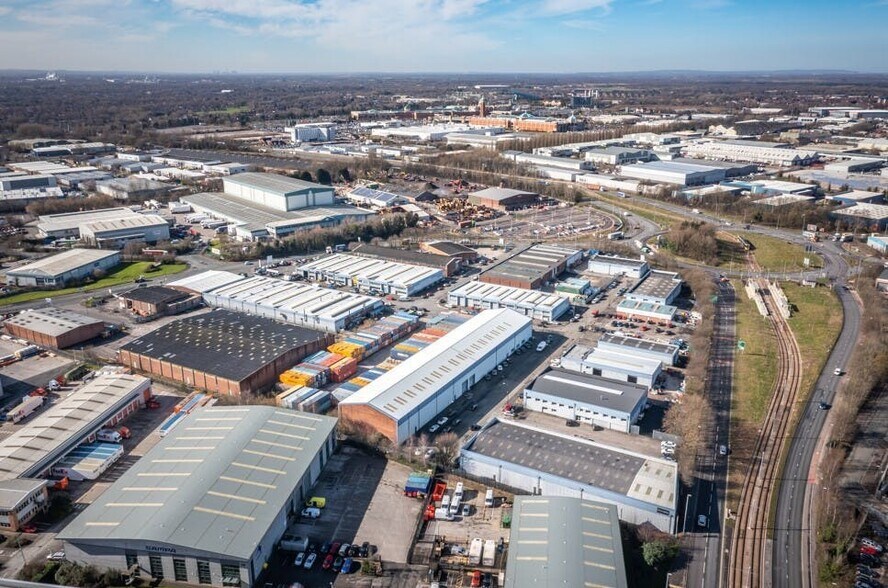 Longwood Park, Trafford Park, Manchester à louer - Photo de l’immeuble – Image 2 sur 14