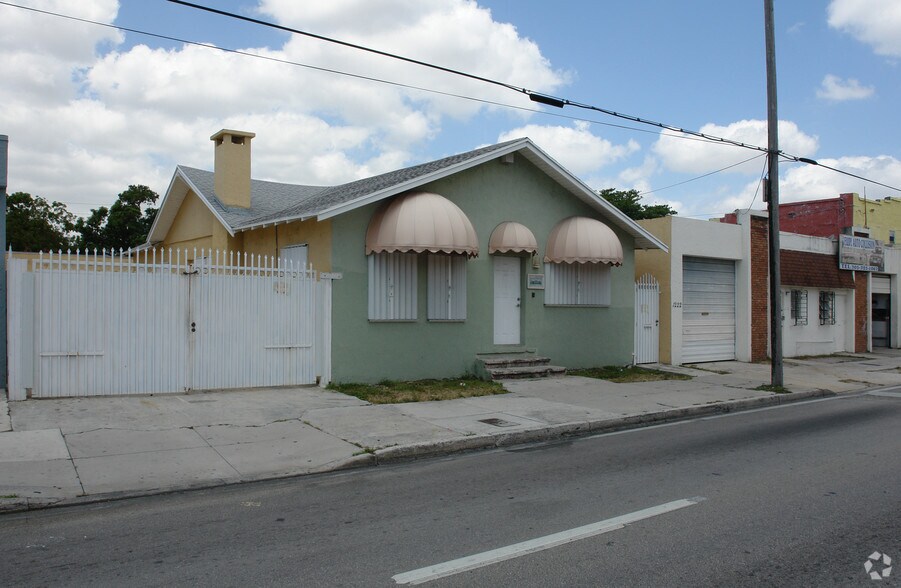 1210 NW 7th Ave, Miami, FL à vendre - Photo principale – Image 1 sur 2
