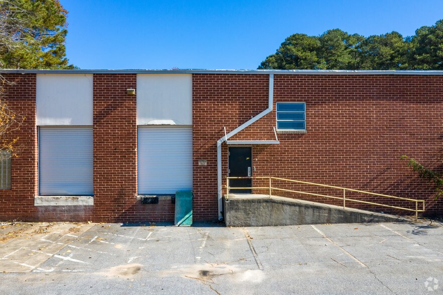 4445 Wendell Dr SW, Atlanta, GA à louer - Photo de l’immeuble – Image 2 sur 22