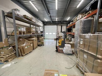 Plus de détails pour Industriel/Logistique à louer