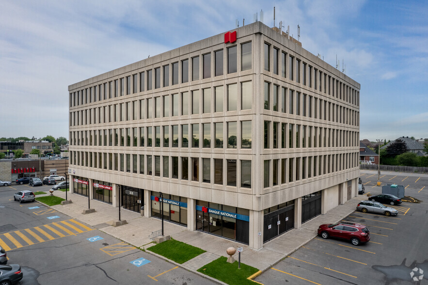 3131 Boul de la Concorde E, Laval, QC à louer - Photo de l’immeuble – Image 1 sur 3