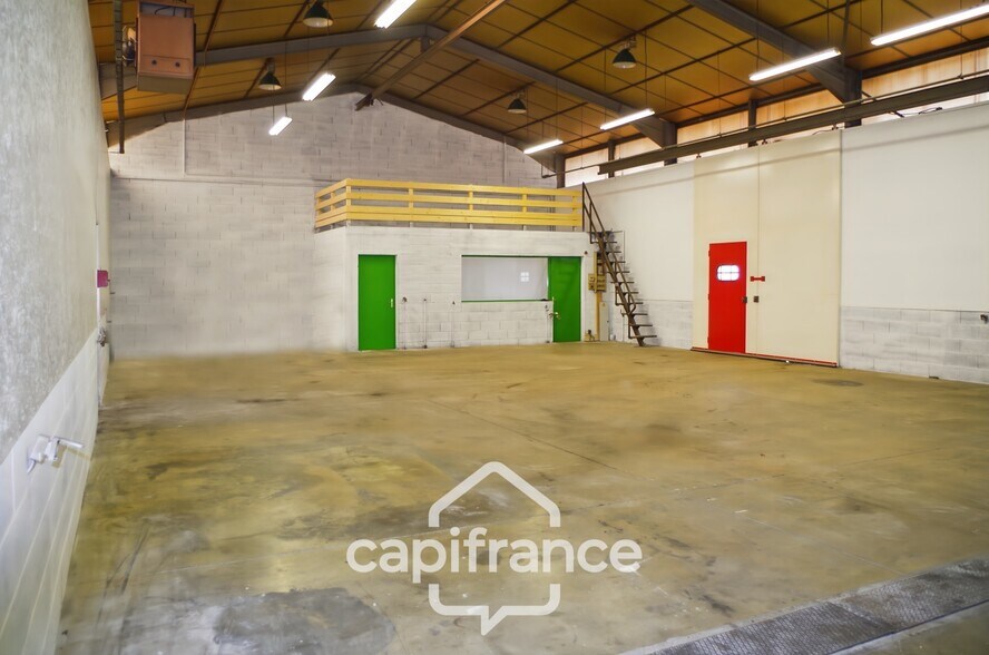 Industriel/Logistique dans Saint-Marcel à louer - Photo intérieure – Image 2 sur 8