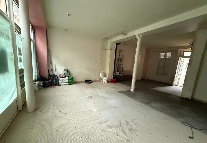 Local commercial dans Paris à louer - Photo intérieure – Image 3 sur 3