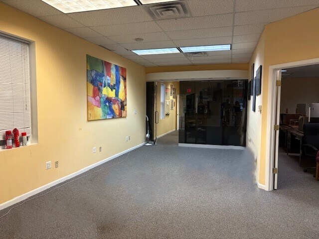 139 S Main St, Hackensack, NJ à louer - Photo de l’immeuble – Image 2 sur 13