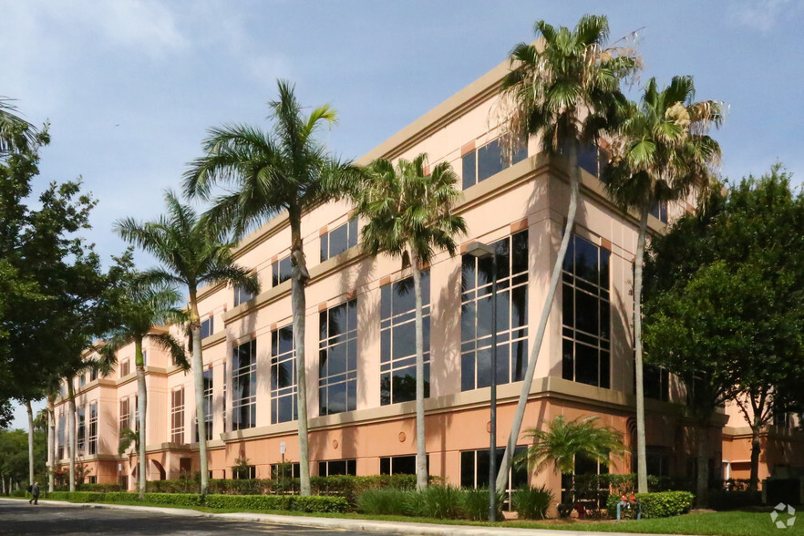 1600 Sawgrass Corporate Pky, Sunrise, FL à louer - Photo de l’immeuble – Image 3 sur 5