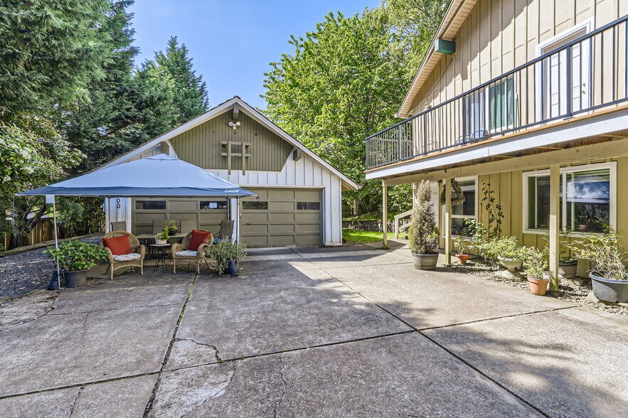16500 SW Satterberg Rd, Beaverton, OR à vendre - Photo de l’immeuble – Image 3 sur 35