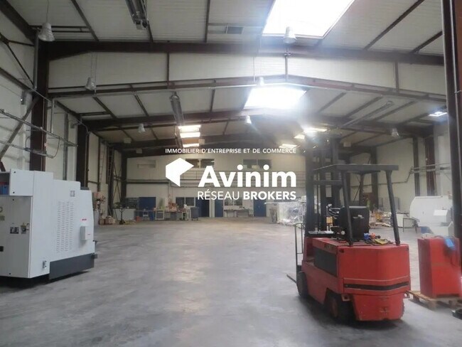 Plus de détails pour Industriel/Logistique à vendre