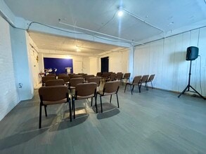 58 Pulaski St, Peabody, MA à louer Photo intérieure– Image 1 sur 3