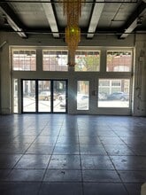 340-370 S Thomas St, Pomona, CA à louer Photo intérieure– Image 1 sur 9