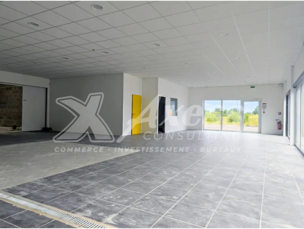 Local commercial dans Viriat à louer Photo de l’immeuble– Image 1 sur 5