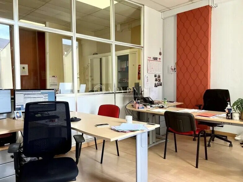 Bureau dans Bourges à louer - Photo intérieure – Image 2 sur 3