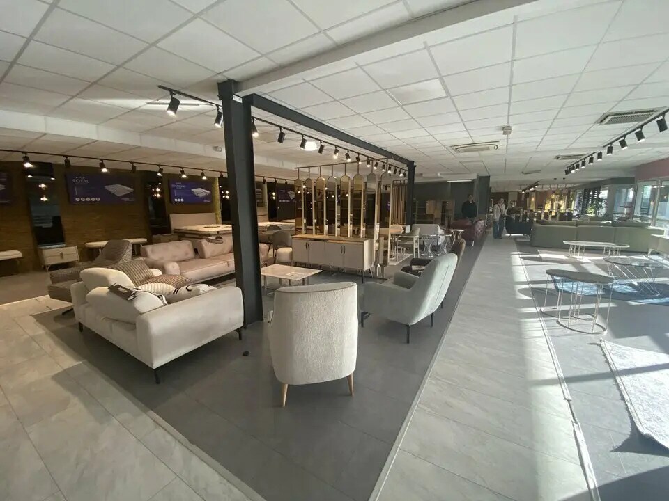 Local commercial dans Bordeaux à louer Photo intérieure– Image 1 sur 10