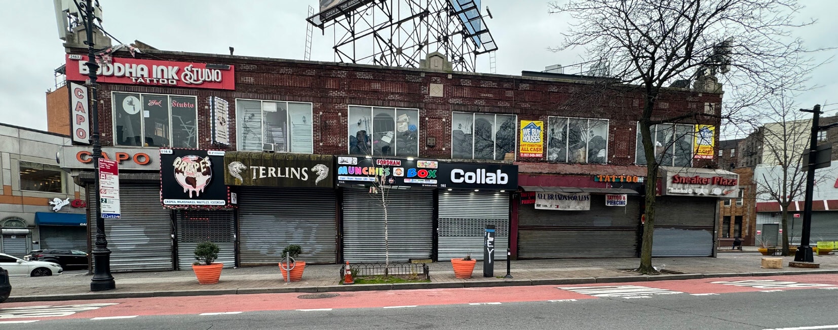 114-118 Fordham Rd, Bronx, NY à louer Photo de l’immeuble– Image 1 sur 3