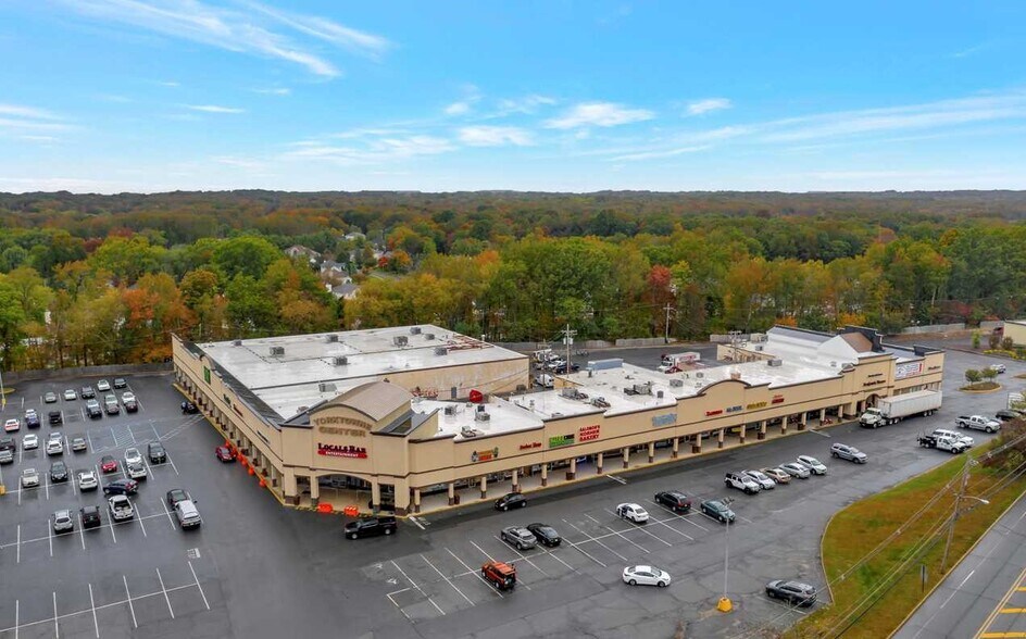 300 Gordons Corner Rd, Englishtown, NJ à louer - Photo de l’immeuble – Image 2 sur 3