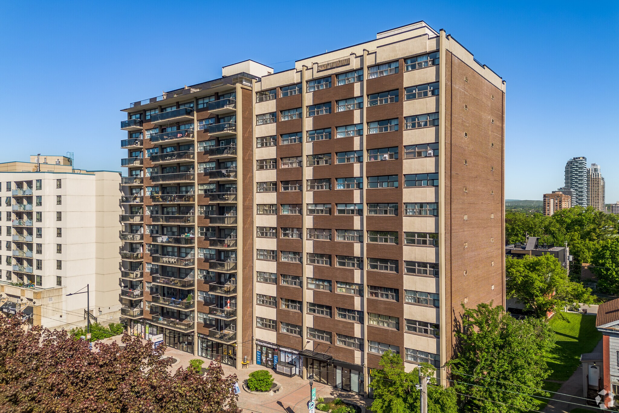 1161-1171 Wellington St, Ottawa, ON à louer Photo principale– Image 1 sur 28