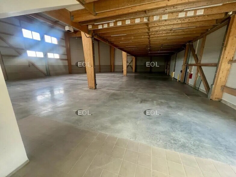 Local d’activités dans Romainville à louer - Photo intérieure – Image 3 sur 7