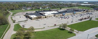 Plus de détails pour 550 S Gear Ave, West Burlington, IA - Local commercial à vendre