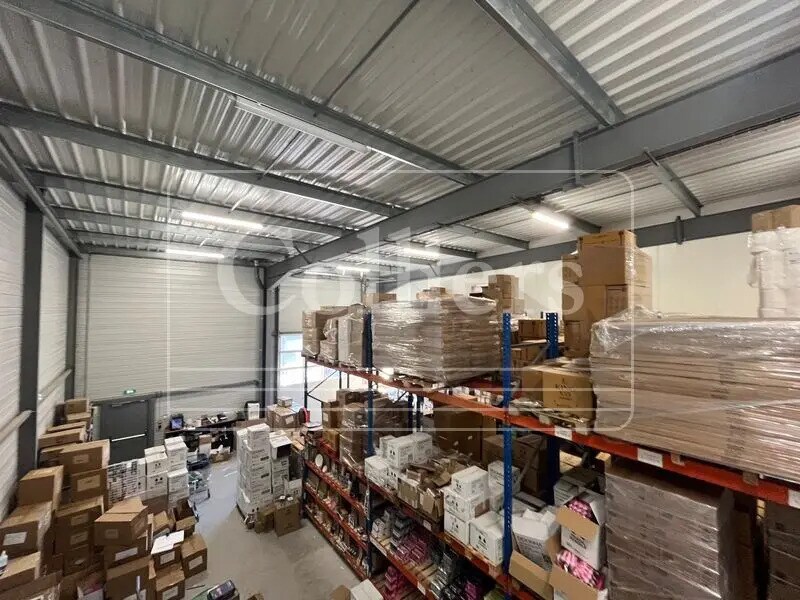 Local d’activités dans La Penne-sur-Huveaune à louer Photo intérieure– Image 1 sur 6