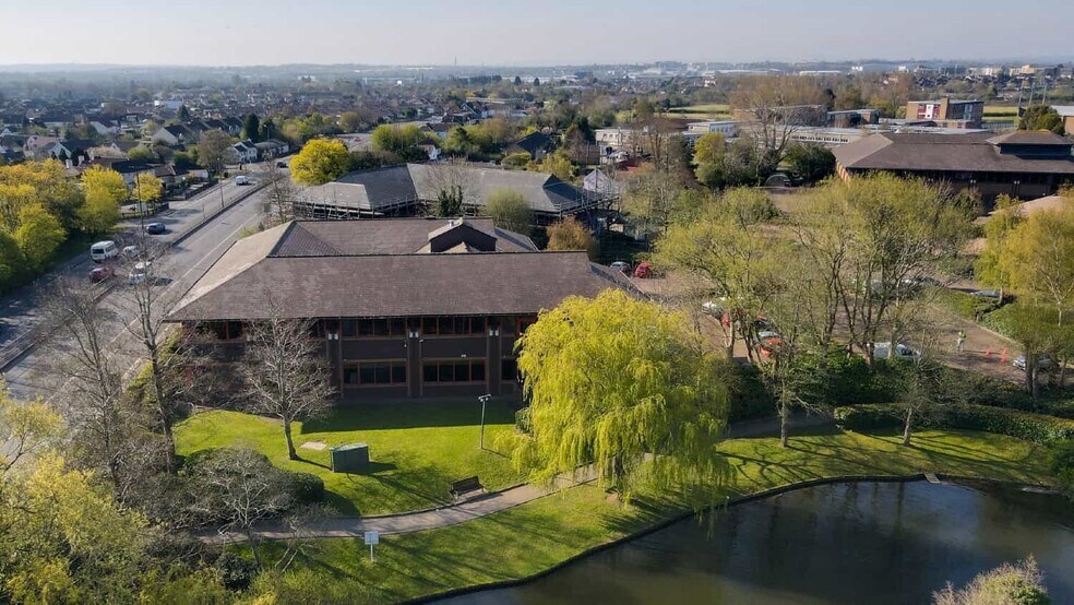 130 Aztec West, Almondsbury à louer - Photo de l’immeuble – Image 2 sur 2