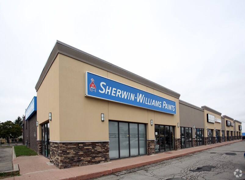 515 Wellington Rd, London, ON à louer - Photo de l’immeuble – Image 3 sur 5