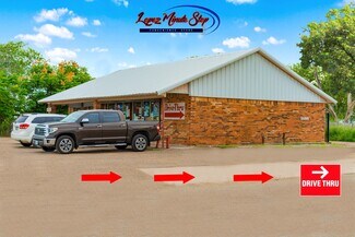 Plus de détails pour 701 Lincoln Ave, Robstown, TX - Local commercial à vendre