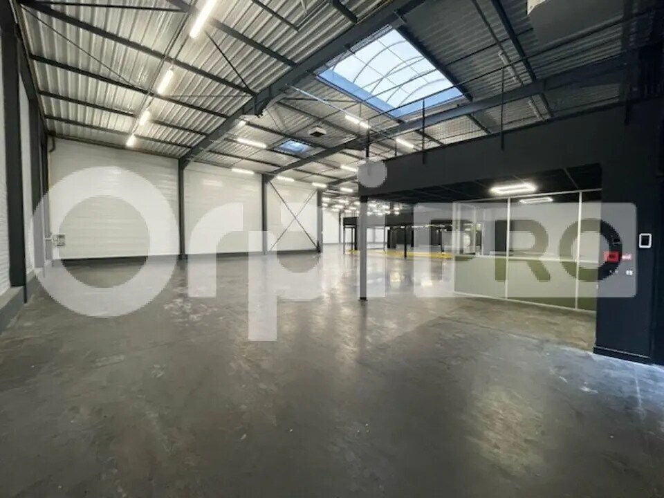 Local commercial dans Villefranche-sur-Saône à louer Photo intérieure– Image 1 sur 6