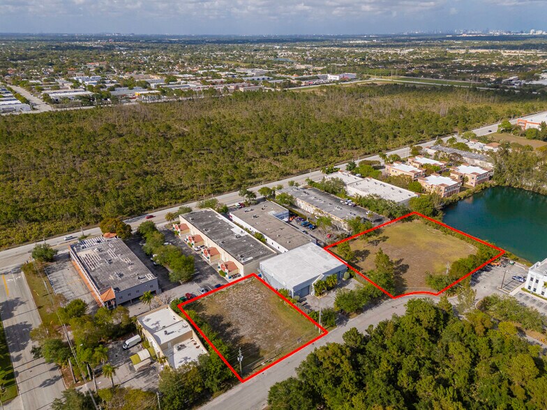 130XX Southwest 129th Terrace, Miami, FL à vendre - Aérien – Image 2 sur 3