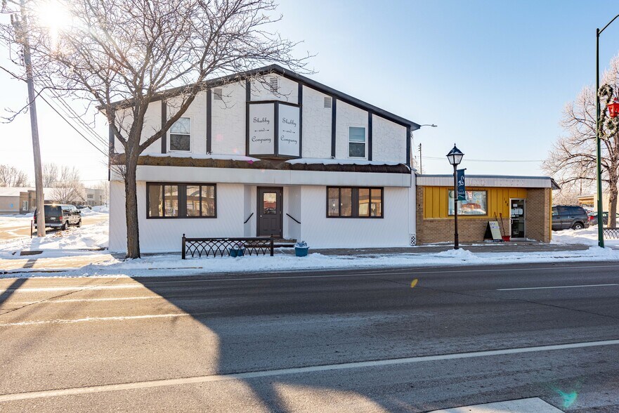 154 E Broadway St, Monticello, MN à louer - Photo de l’immeuble – Image 3 sur 23