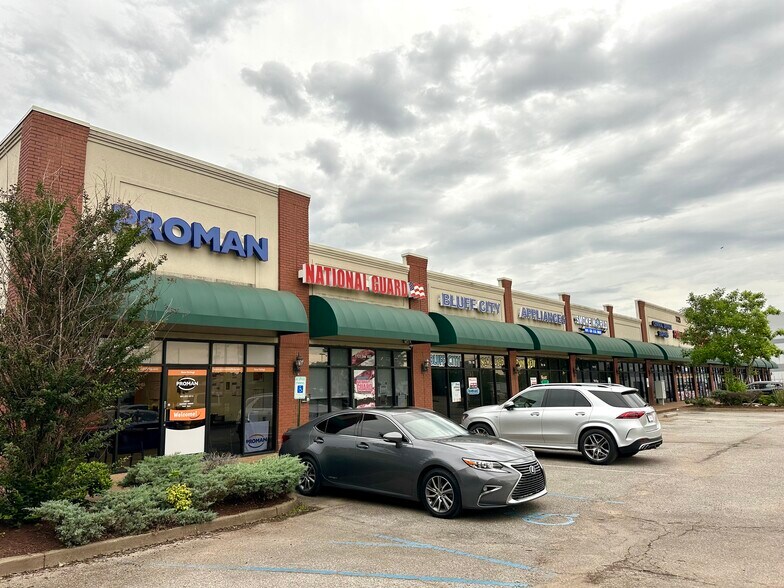 7685 Hacks Cross Rd, Olive Branch, MS à louer - Photo de l’immeuble – Image 2 sur 21